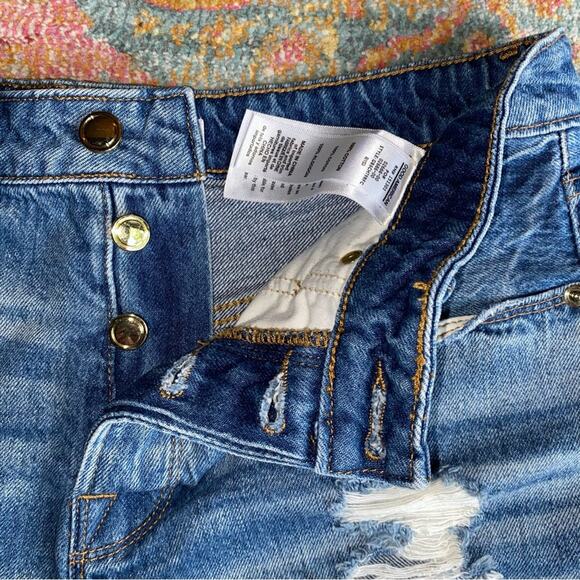 GOOD AMERICAN $119 BOMBSHELL Denim Distressed SHORTS Blue (153) sz 2/26 - Picture 3 of 14
